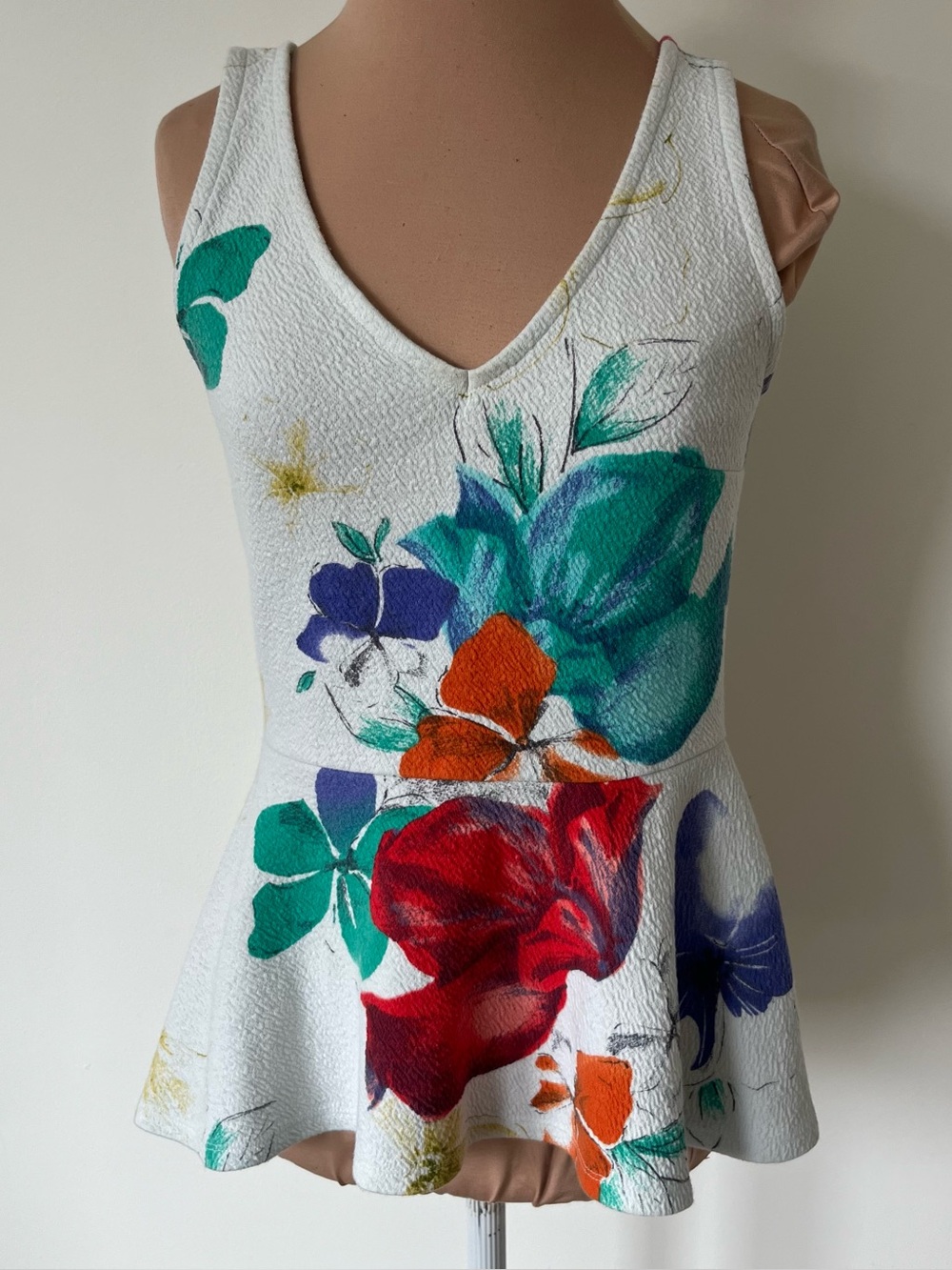 Anthropologie Postmark Flynn Floral Peplum V-Neck Keyhole Back White Top Size XS